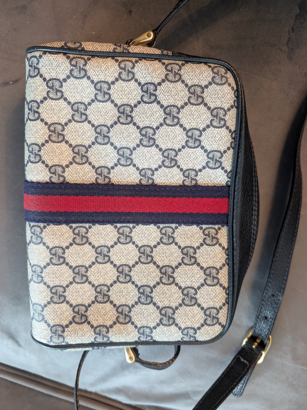 GUCCI Old Gucci Sherry Line Shoulder Bag GG - Picture 2 of 10